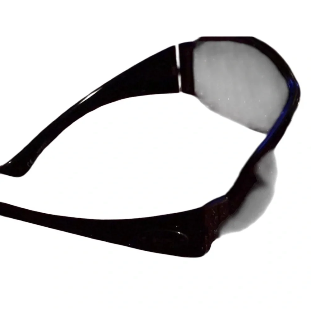 Gucci black Authentic Shield sunglasses black dark  lens  perfect like new
